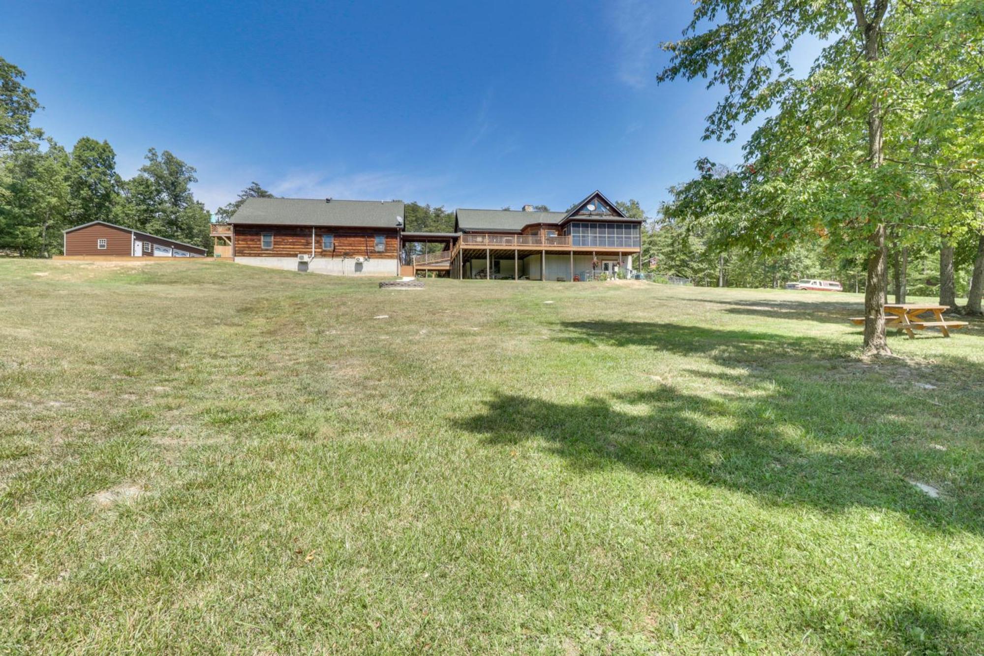 Pet Friendly Garnerland Home With Deck And Porch! Luray Exterior photo